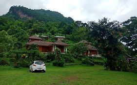 Saen Kam Resort